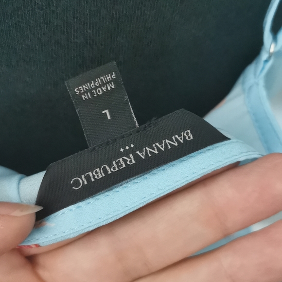 Banana Republic Cami Blouse Size L NWOT - Picture 3 of 5